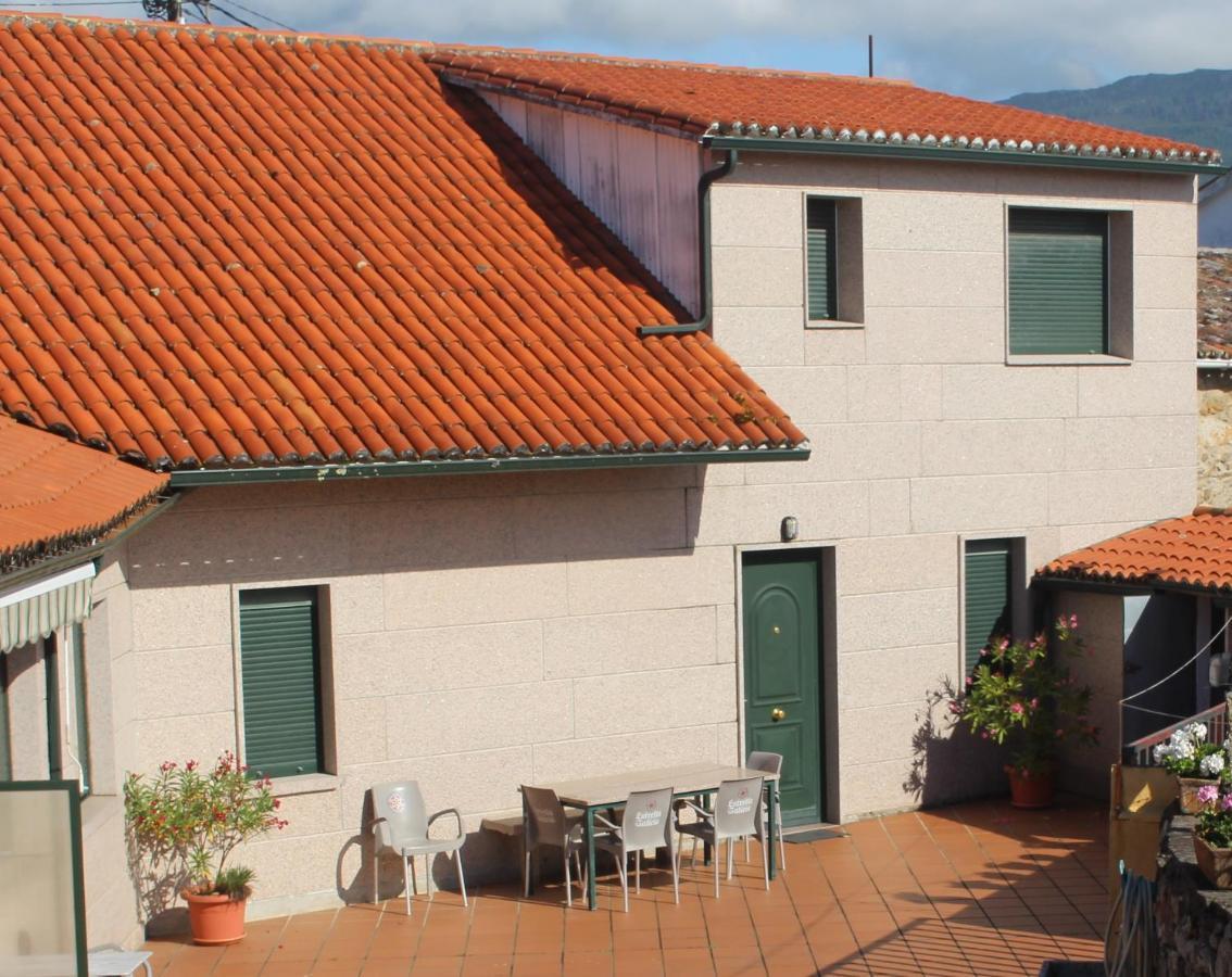 Apartamentos Outeiro بوبرا دو كارامينيال المظهر الخارجي الصورة